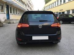 Автомобиль Volkswagen Golf 7 для аренды в Праге