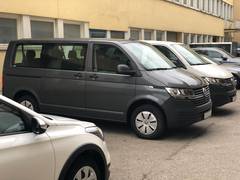 Автомобиль Volkswagen Transporter T6 (9 мест) для аренды в Европе
